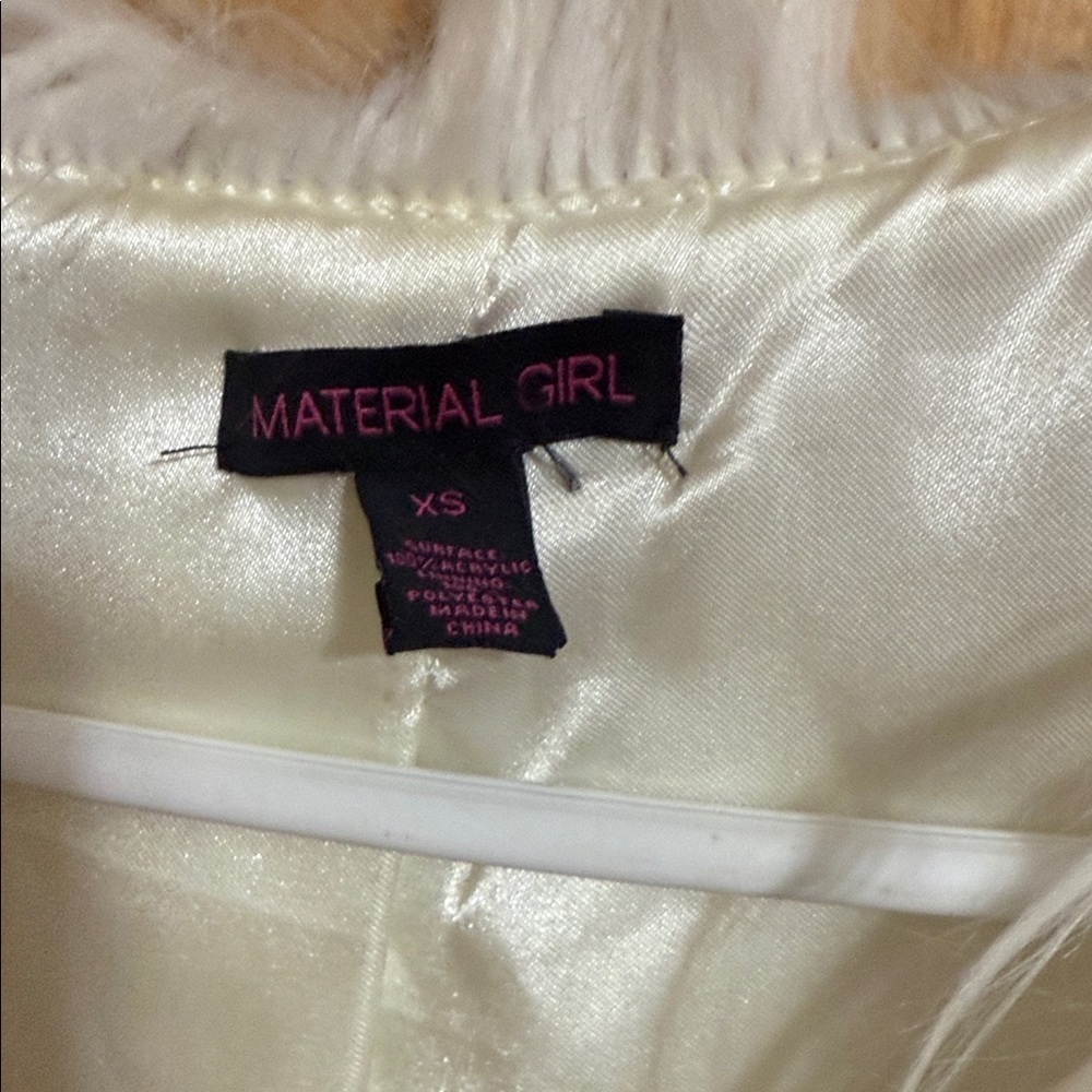 Material Girl Faux Fur Ombre Vest - Picture 2 of 6